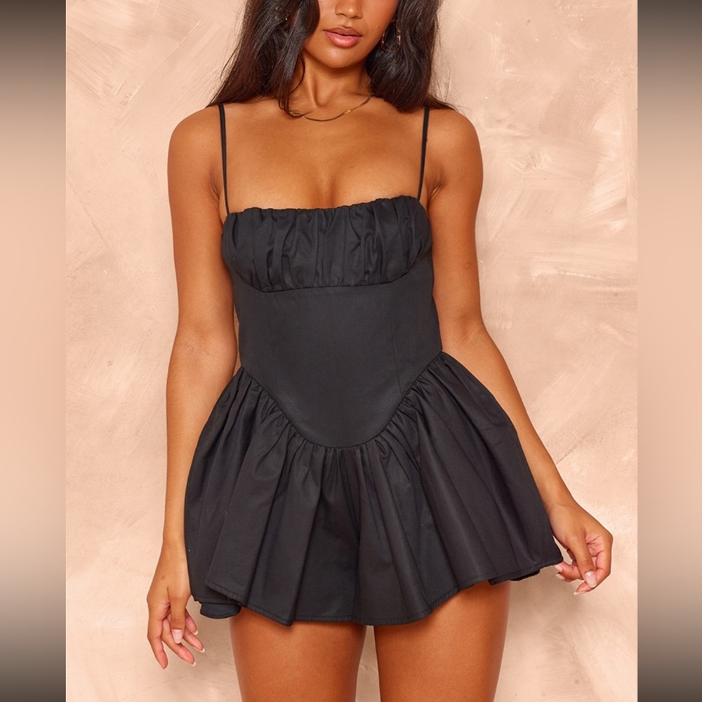 PrettyLittleThing Woven Dipped Waist Black Romper